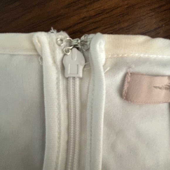 Forever 21 lace overlay lined a-line skirt size L - Picture 17 of 17